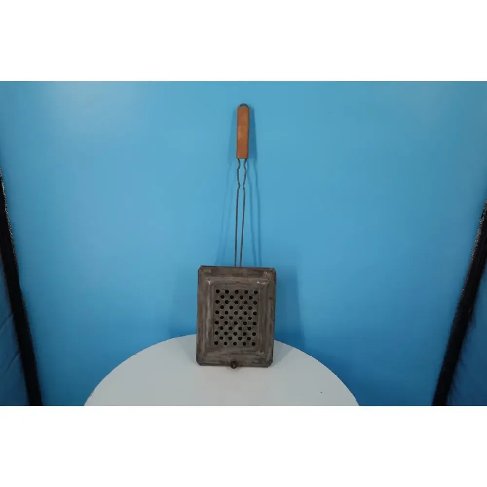 Vintage Fireplace Popcorn Popper.